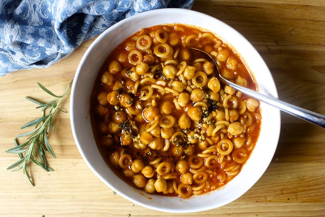 quick pasta con ceci